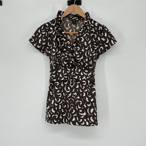 Ann Taylor Brown White Abstract Ruffle V Neck Tie Back Short Sleeve Size 0P Work
